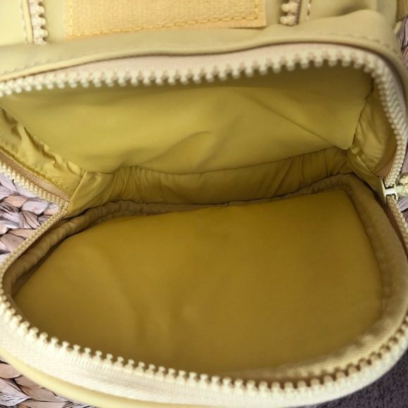 Fabletics Mini Duffle Gym Bag NWT - Picture 6 of 6